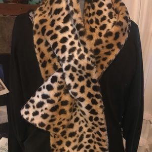 Ann Taylor like new Leopard print wrap!